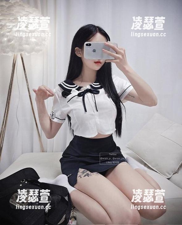 Aram(아람)又更新少女图包了，一边看一边在想，这到底是个什么状态啊？