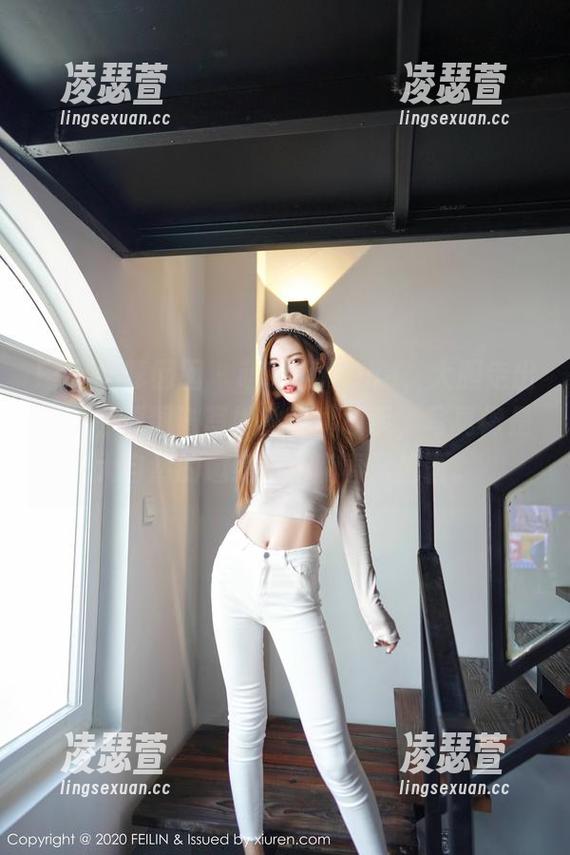 Feilin嗲囡囡-萌琪琪Irene Feilin嗲囡囡 - 萌琪琪Irene,大胆走出户外,原图谱写她的率真故事,写真像是大自然的邀约,任随春风拂面。