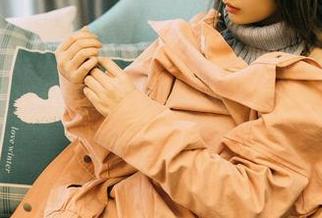 GIRLT果团网 – 有了Miss琪的白衬衫和网盘，周一也能变成“轻松怼人日”，马上下载！
