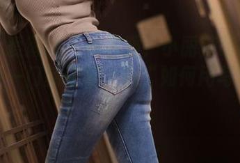 IMiss爱蜜社 – 体操服？小丽莎萌萌哒你干脆开一门新课吧，叫“如何用写真调皮”。