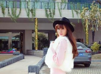 IMiss爱蜜社 – 梦心玥的美图，少女的气息洒满整幅画面，看到后不禁自问：我还能再年轻个几年吗？