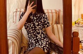 微密圈 – July芝岚把黑与白玩得挺溜的，这图包分享还是可以的哦？