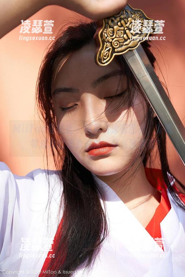 MiiTao蜜桃社-韩贝贝 MiiTao蜜桃社 - 韩贝贝泳装图集,来吧,零成本的泳池派对,何必犹豫呢?