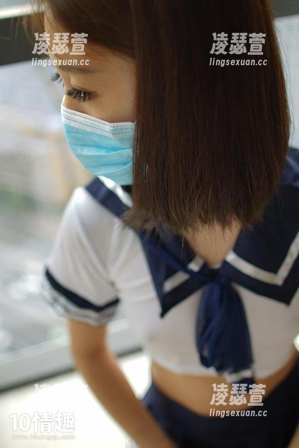 作品里的ROSI与胶带：这难道不是我看到过的斑马吗？