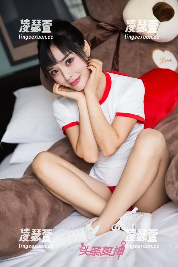 TouTiao头条女神 - 写真界的新亮点，短裙福利来一波，高萌萌抢镜，快来看！
