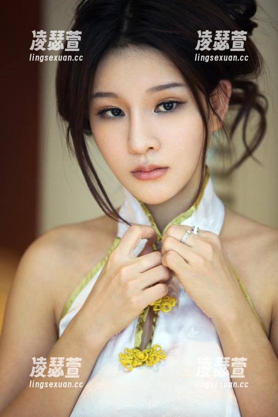 TuiGirl-陆瓷 TuiGirl - 分享陆瓷的镂空图片,不得不说,这就是新老交替,唉,我还在追求深邃!