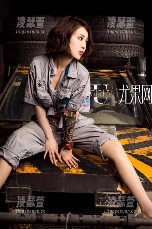 UGirls尤果网 - 穆菲菲恕难奉告：更新中的自拍作品集，因为太多画风让人眼花缭乱！