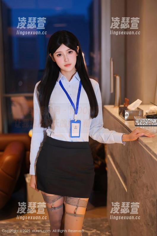 Xiuren秀人网-MOON嘉依 Xiuren秀人网 - MOON嘉依的连体衣,让我想起夏天的蚊子和池塘里的青蛙?