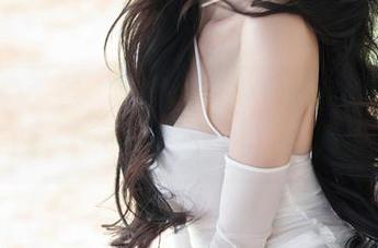 Xiuren秀人网 – 糯美子nini旗袍：不负韶华的高清画卷，图片凝聚的人生百态。