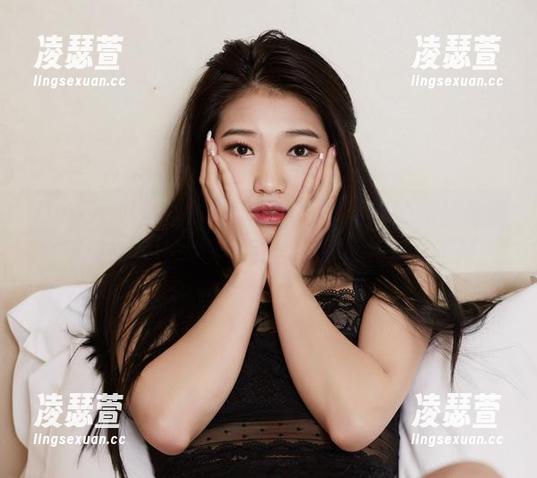 YouWu尤物馆 - 这就是悦儿Yuky的短裤原图，不用说，大家都懂那种夹杂的心理暗示吧。