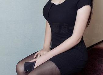 YouWu尤物馆 – 只要点一下，就能拥有赵思儿的“女友”，我完全不信。