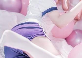 直接看“六二二同学”的灰丝原图，宛如暗示不断，真让我火花四溅。