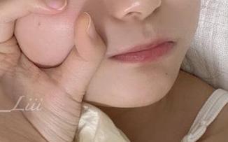发条少女yoki的修女写真集：从转发到转身，擦走的不只是灰尘”“颠覆想象