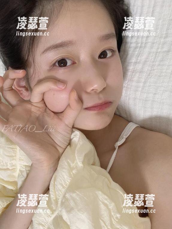 发条少女yoki 发条少女yoki的修女写真集:从转发到转身,擦走的不只是灰尘”“颠覆想象
