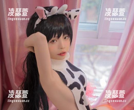 可可老师的白丝合集，超满足！就问你们哪能找到这么好的图包？
