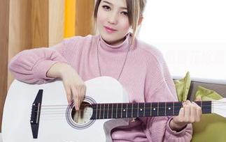 头条女神 – 为什么要花大钱？看李丽莎的免费花嫁照片就能体验婚纱乐趣！