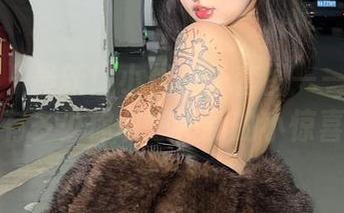 微密圈 – 最新！小优优子套图——牛仔裤下有多少你敢想不到的小惊喜？