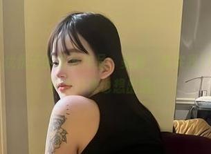 微密圈 – 小优优子的最新作品：美脚，其实我只想说，脚趾甲油好像也想出道。