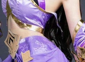尤果网 – 这全套JK是娜露自己设计的吧？太有创意了！