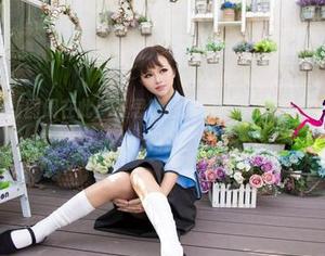 尤果网 – 最新图册在此！景思晴的高跟鞋，诱惑就在脚下，不是吗？