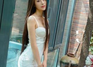 尤果网 – 王语纯的修女写真，原图就让人不自觉想多留几眼！