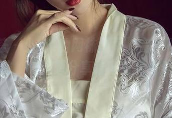 尤蜜荟 – 小KK的网袜图集，完全不想说别的，只是想分享给所有人看看！