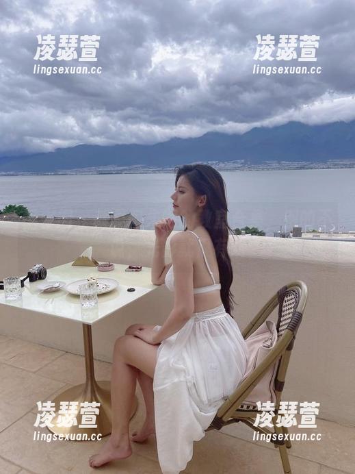 就是阿朱啊 微密圈 - 就是阿朱啊的教室合集,别的不说,光影就很有戏