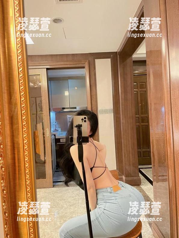 微密圈 - 左公子666的合集下载来啦！今天的嘉宾贴，辣得我心都跳了。