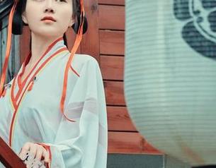 无论岁月如何流逝，年年Nnian的短裤写真合集依然时尚！