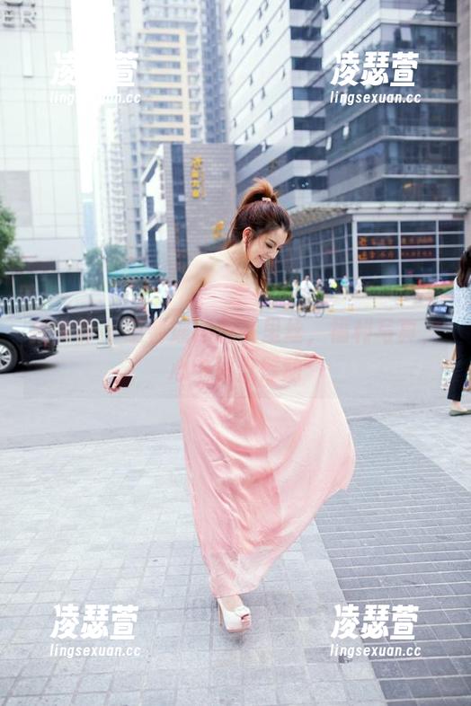推女郎 - 王馨瑶再现裤里丝，福利写真，心中那份悸动