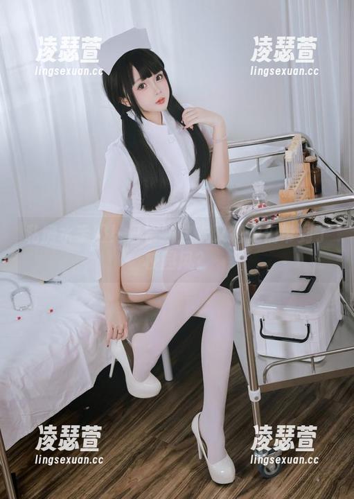 私房水手服！日奈娇这次又把我们带到了校园风？