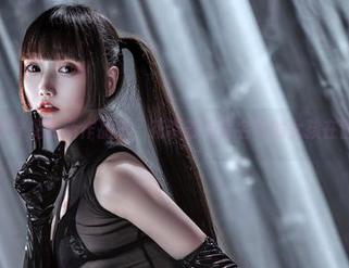 星野咪兔的新作品集，花带着吃货名号的女孩在冒险