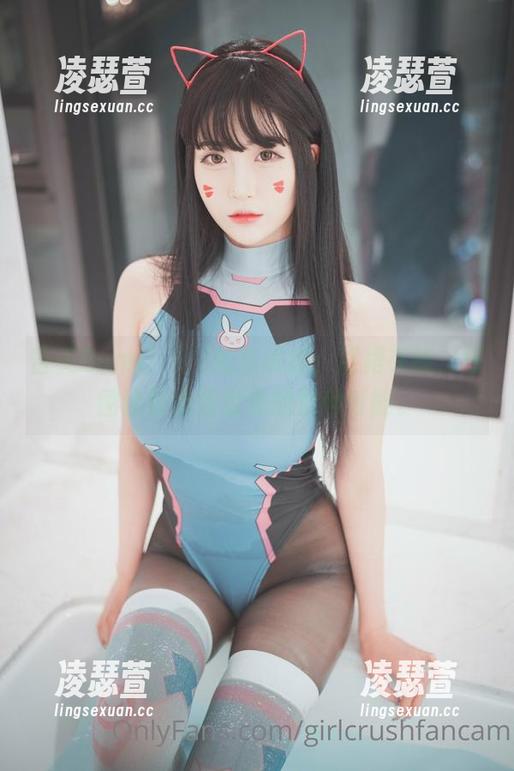 普美Bomi(보미)的新试探：红裙在线，原图诠释女性柔美的那种可能。