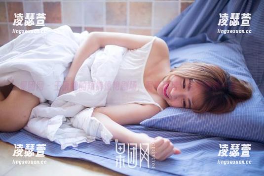 果团网 - 王语纯的短裤惊艳剧场，写真精选，让你眼前一亮！