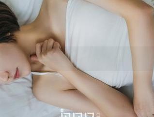 果团网 – 甜Abby的黑白：无圣光新潮流，图集里的微妙反差！