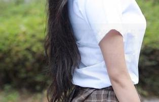 模范学院 – 算了，我不谈光线了，慕羽茜的修女套图已经让我分不清神圣与世俗。