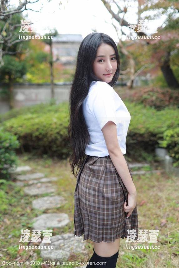 模范学院 - 算了，我不谈光线了，慕羽茜的修女套图已经让我分不清神圣与世俗。