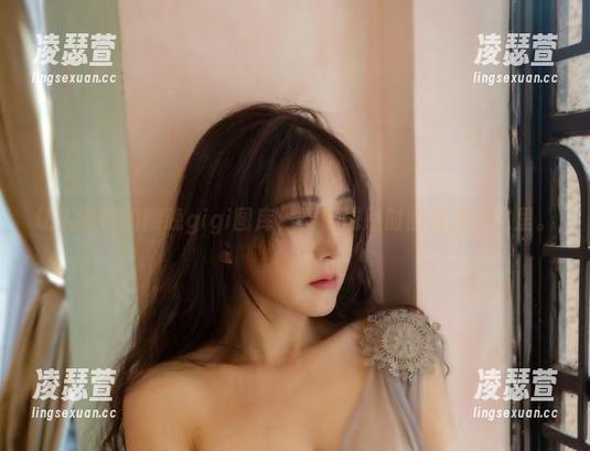 让人嘴馋的樱晚gigi图库，樱桃成熟时的诱惑在这里。