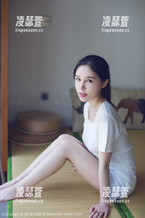 爱蜜社 - 五十种九尾Ivy礼服的搭配，高清偷瞄一角。