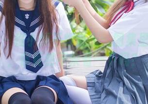 爱蜜社 – 程小烦不烦送上：图集里的女孩，你竟然不来看一下吗？