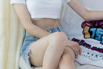 物恋传媒 – 在这里，女友兼模特：菲菲的精选写真！