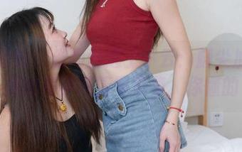 甜予摄影 – 当肉丝遇上小云：脚尖加固加持的那种高清写真集，你懂的