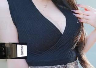 白银81的碧蓝航线，高清写真，瞧她在㭴野间的另一面！