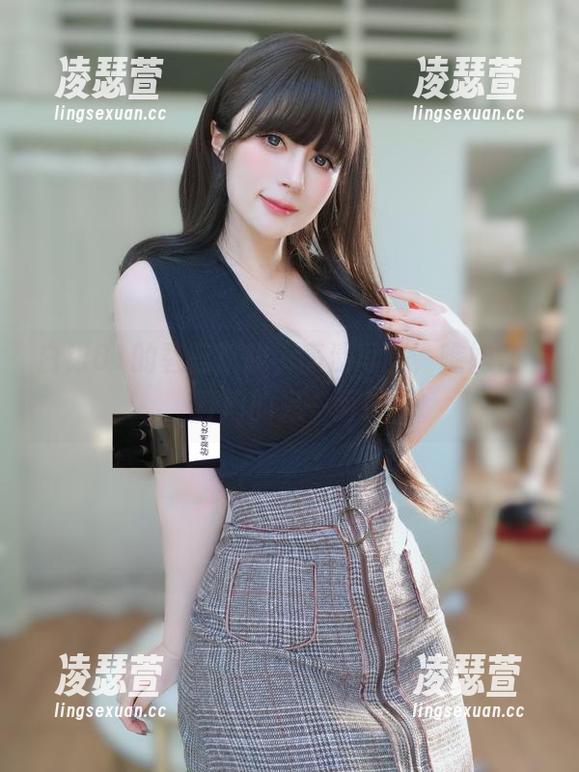 白银81 白银81的碧蓝航线,高清写真,瞧她在㭴野间的另一面!
