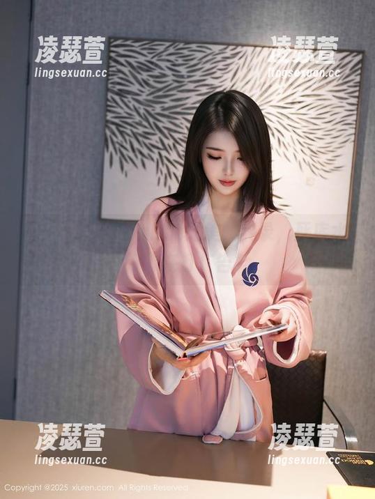 秀人网 - 晚苏susu的美图实录，死库水好像在打广告？