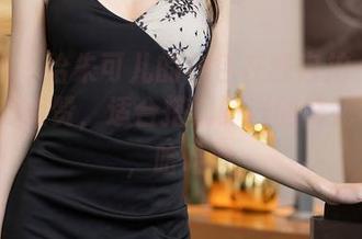 秀人网 – 给朱可儿的白色在线自拍一个华丽的HD点赞，适合搭配即兴的鲜花和轮子，哈哈哈