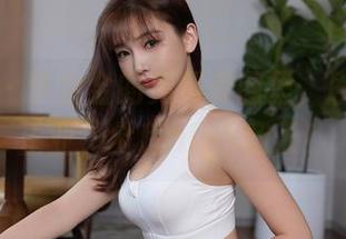 秀人网 – 李金金的免费美图里，剧情不务正业，全程high翻天！