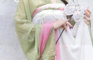 秀人网 – 林文文的‘修女’写真，免费奉上，看着看着又想捏一把！