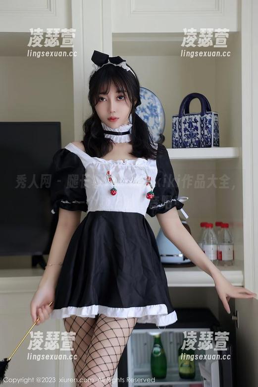 秀人网 - 腿长权威！诗诗kiki作品大全，一个腿控的福音吧！