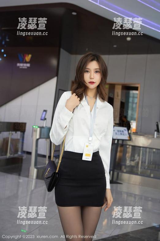 秀人网-趁热拿铁latte 秀人网 - 这场趁热拿铁latte与兔女郎的较量,中间得留点美图和壁纸的余地!